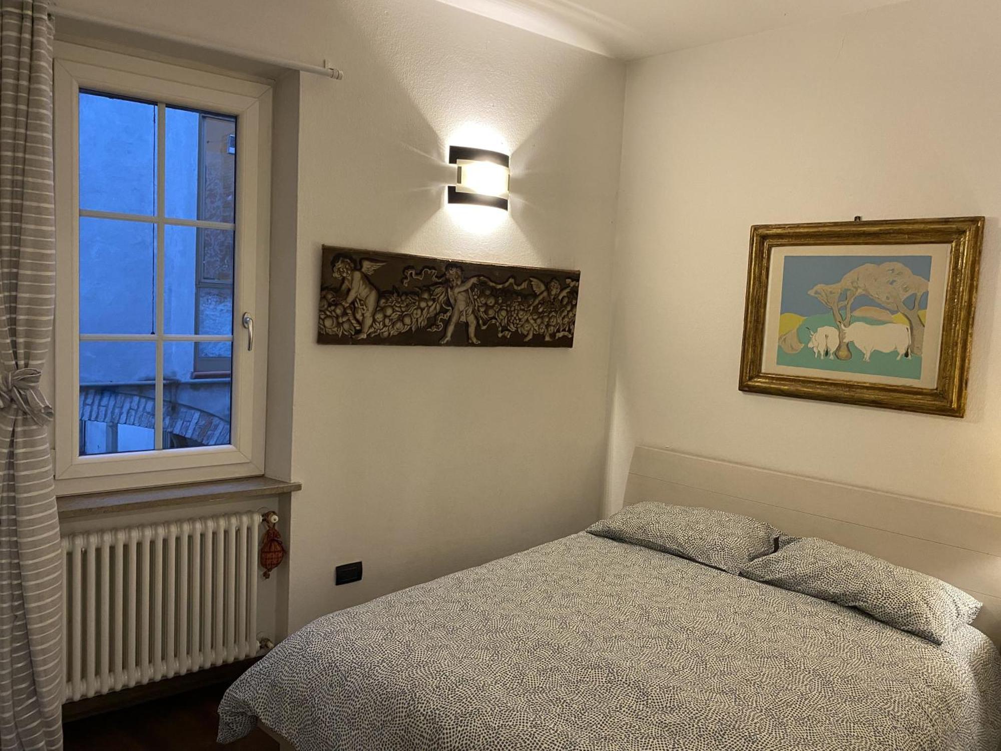 Dall'Antiquario Parma Luaran gambar